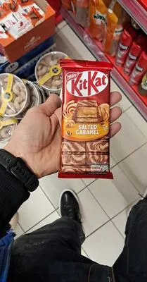 Шоколад Киткат Солен Карамел